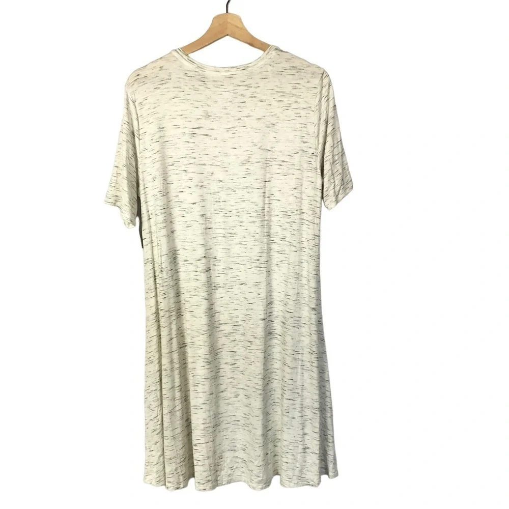 DIP Off White Speck Short Sleeve T-Shirt Dress L‎